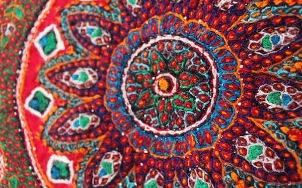 راهنمای خرید پته دوزی کرمان + قیمت عالی